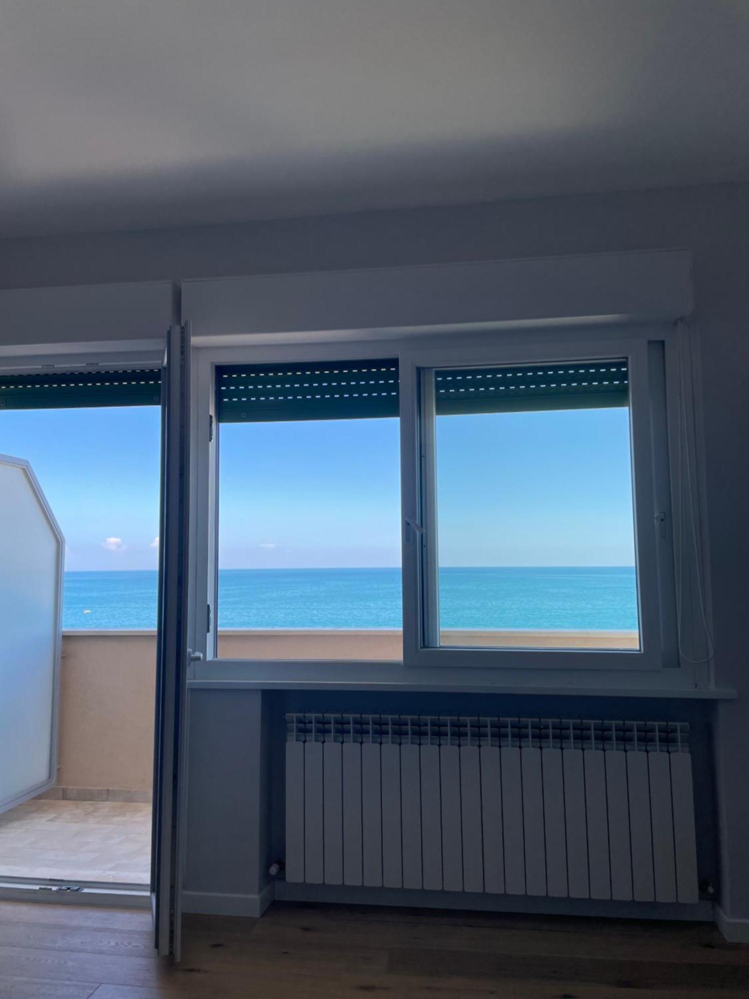 Il Balcone Sul Mare Apartment Porto Recanati Bagian luar foto